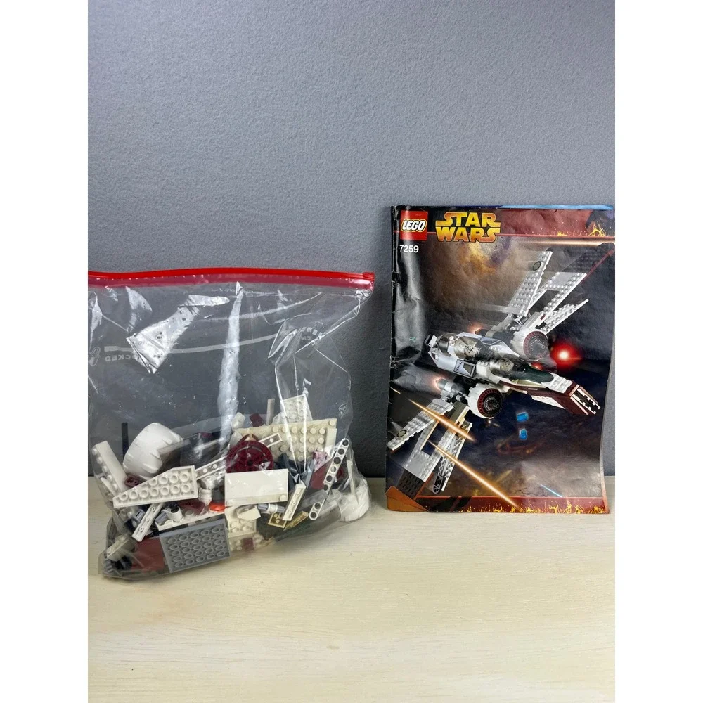 LEGO Star Wars: ARC-170 Fighter (7259) with Manual and Minifigures